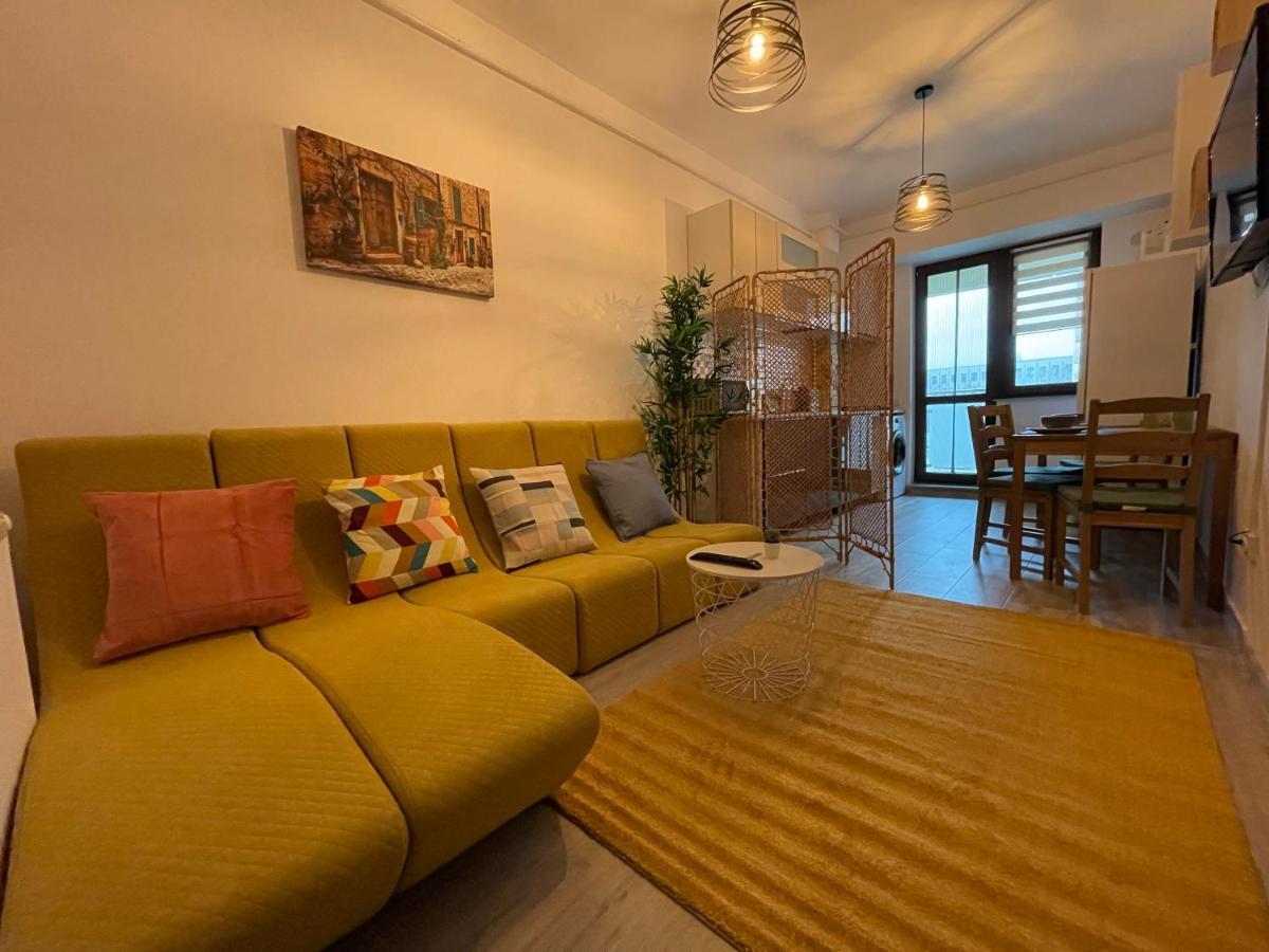 Apartment Near Palas Mall Iasi Buitenkant foto